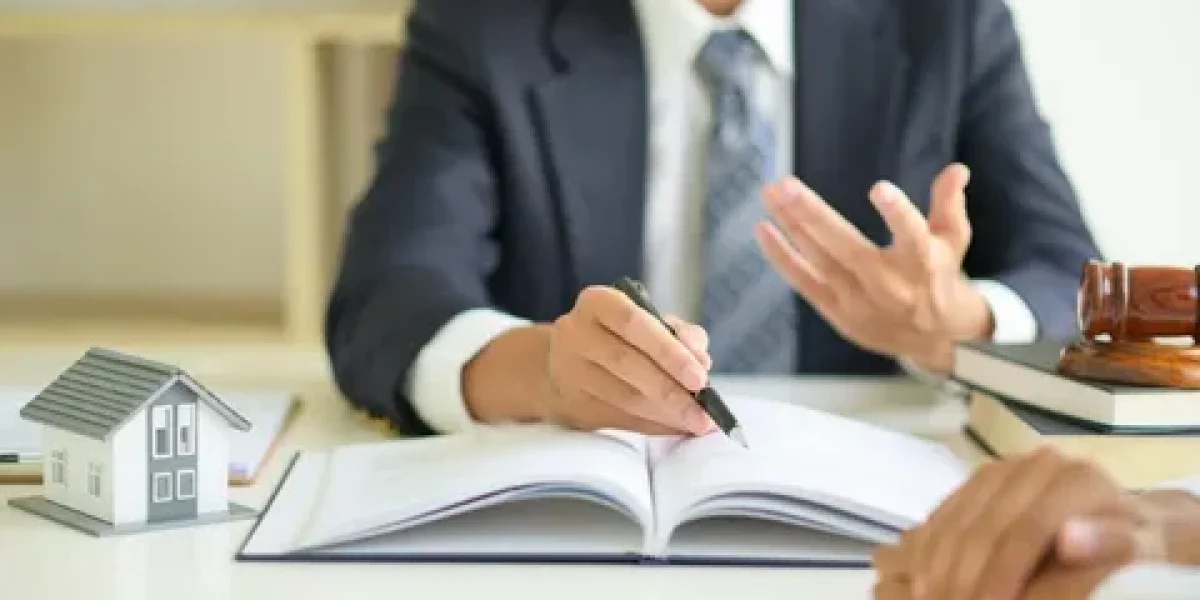 Attorney claims advisior